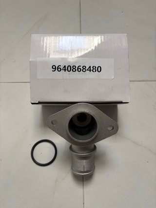 Salida de agua citroen Saxo VTS 106 GTI