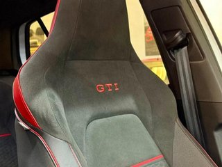 VOLKSWAGEN Golf GTI Clubsport 2.0 TSI 221kW 300CV DSG