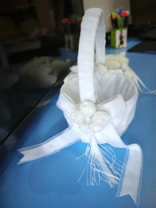 Cesta y cojín de arras boda blanco