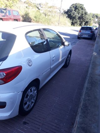 Peugeot 206 2011
