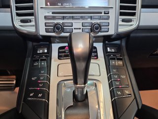 PORSCHE Cayenne 4.8 V8 Turbo Tiptronic