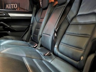 PORSCHE Cayenne 4.8 V8 Turbo Tiptronic