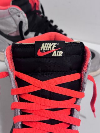 Nike Air Jordan 1 High OG grey hyper crimson