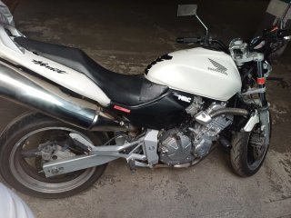 Honda CB600F Hornet Blanca
