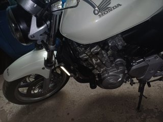 Honda CB600F Hornet Blanca