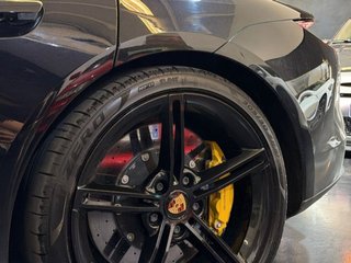 PORSCHE Taycan Turbo