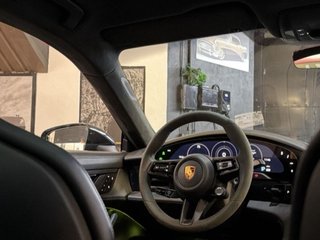 PORSCHE Taycan Turbo