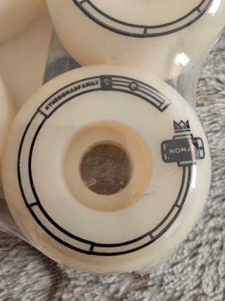 Ruedas Skate Nomad 52mm 83B (Set de 4)