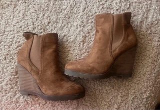 Botines ante marrón tacón cuña talla 38