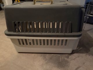 Transportín perro mediano gris y blanco