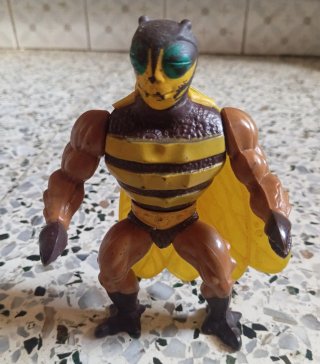 Buzz-off MOTU Francia