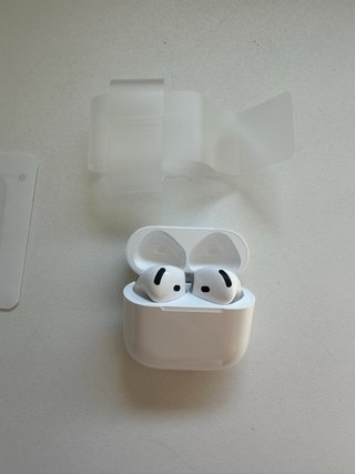 AirPods 3ª Gen con Cancelación de Ruido