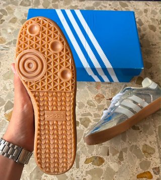 Adidas Samba OG Plata Metálico Talla 38.5