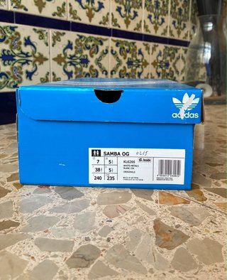 Adidas Samba OG Plata Metálico Talla 38.5