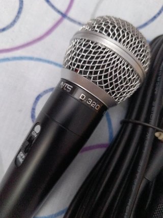 Micrófono NTS D-3 con cable