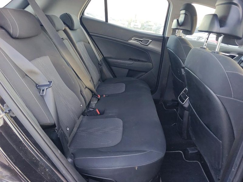 Kia Sportage 1.6 T-GDi HEV Drive 4X2 2022, foto 4