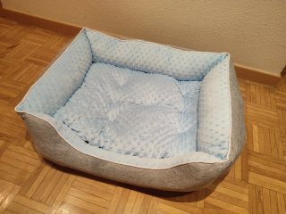 Cama para perro azul y gris NUEVA