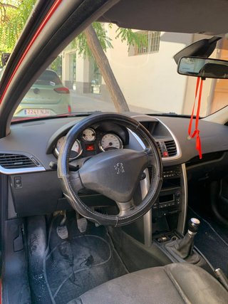 Peugeot 207 2006