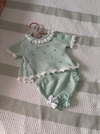 Conjunto punto bebé niña