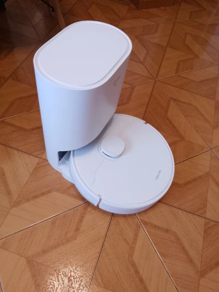 Robot Aspirador Dreame con Base de Carga