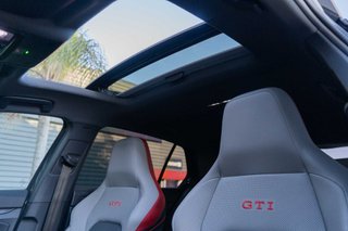 VOLKSWAGEN GOLF GTI CLUBSPORT  300 CV