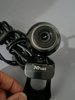 Webcam Trust Negra