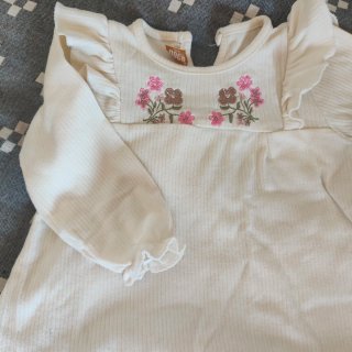 Completo bambina: maglia, leggings e fascia