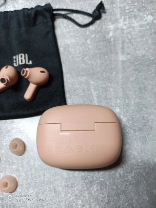 Auriculares Inalámbricos JBL Beige