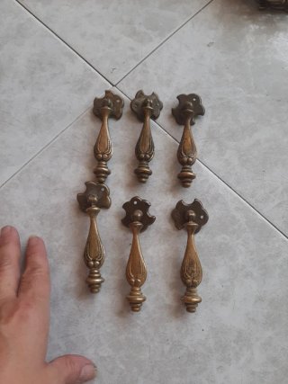 Lote 6 tiradores antiguos metal