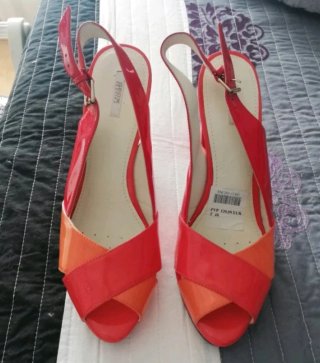 SANDALIAS TACÓN GEOX CHAROL TRICOLOR T40