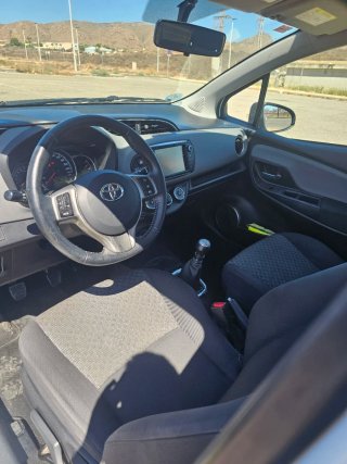 Toyota Yaris 2015