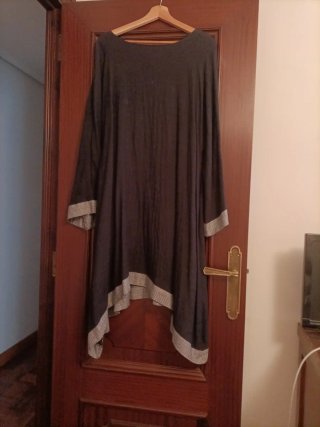 Vestido negro y gris talla única