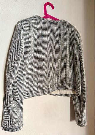 Chaqueta tipo Chanel de Zara talla L