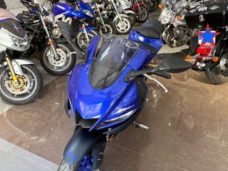 Yamaha YZF-R3 Sportbike Azul/Negro