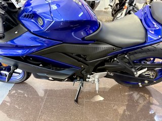 Yamaha YZF-R3 Sportbike Azul/Negro