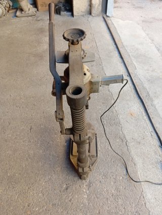 Taladro de columna Casal antiguo