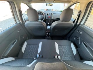 Alquiler Dacia Sandero 2015