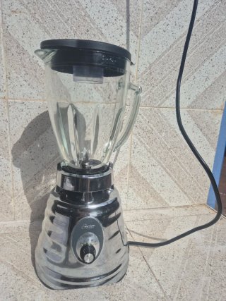 Batidora Oster Classic Cromada