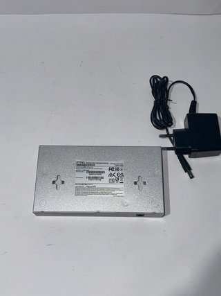 Switch Zyxel Ethernet 8 Puertos GS1200-8