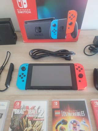 Nintendo Switch como NUEVA + Juegos y Accesorios