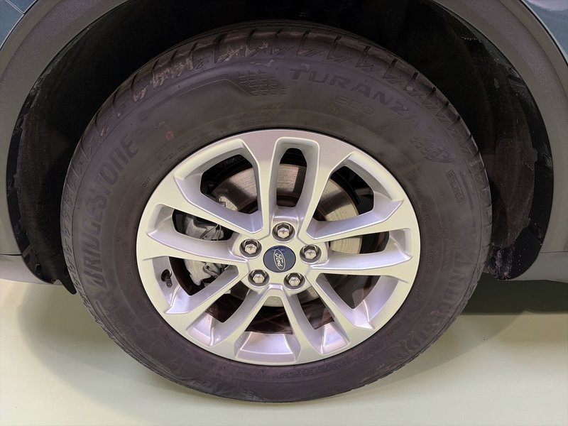 Ford Kuga 2023, foto 7