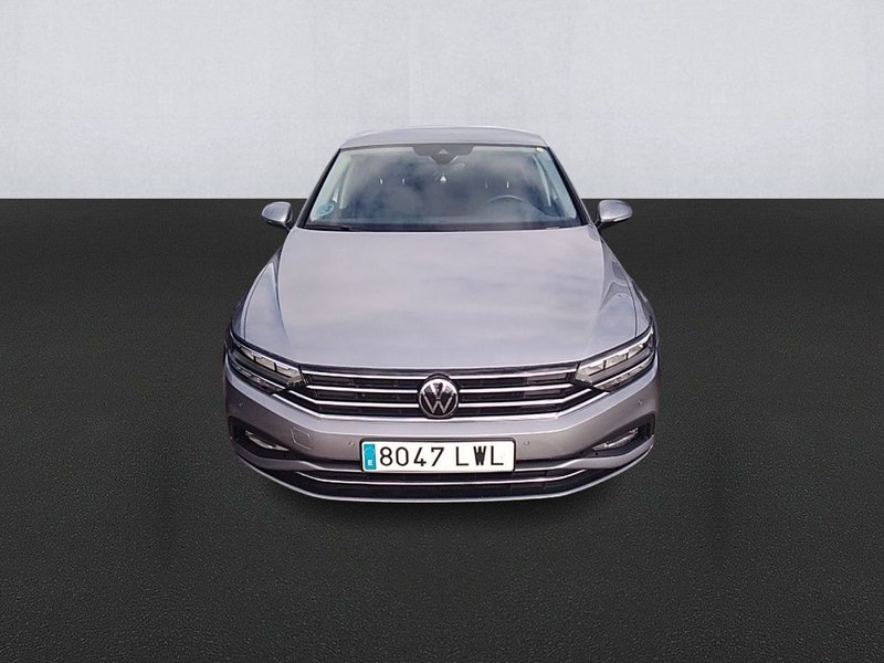 Volkswagen Passat Variant Executive 2.0 TDI D 2022, foto 3