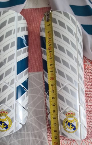 Espinilleras Fútbol Real Madrid Talla S Niño