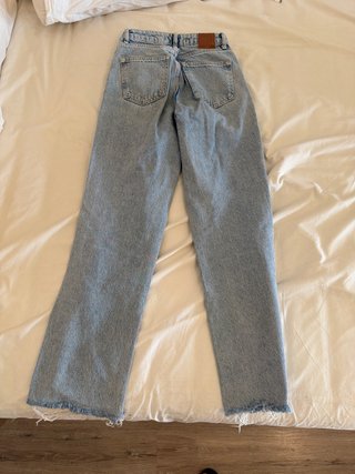 Jeans rectos vaqueros desgastados