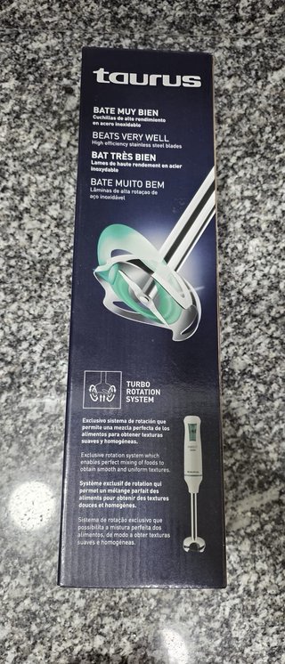 Batidora Taurus Robot 500W con Vaso