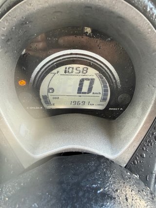 Yamaha NMAX Maxi Scooter Gris/Negro