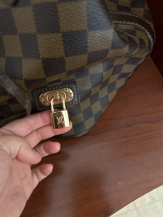 Bolso Louis Vuitton bucket marrón