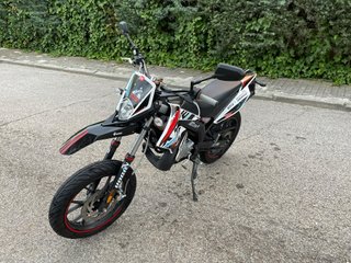 Derbi Senda DRD Xtreme 50 SM + Tubo Yasuni R2