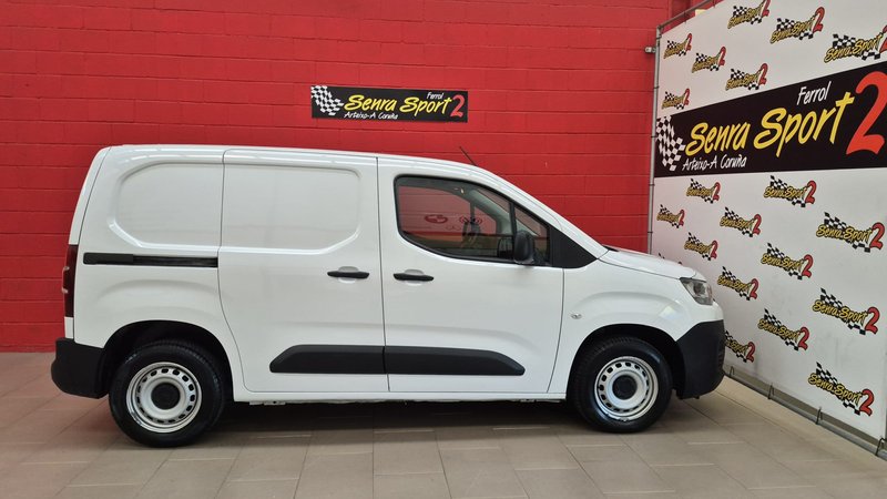 Citroën Berlingo 2022, foto 8