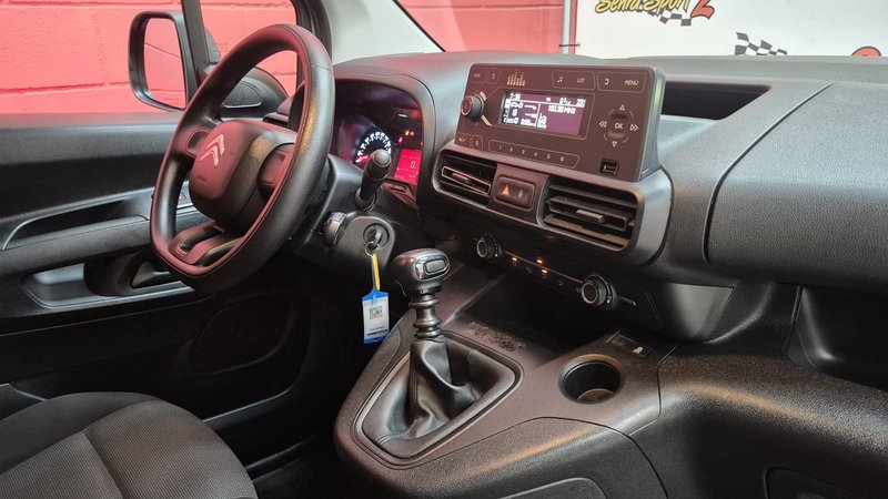 Citroën Berlingo 2022, foto 10